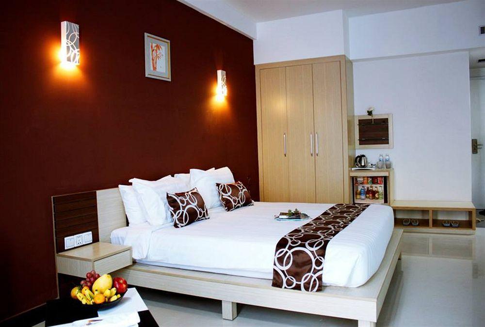 Moon Julie Hotel Sihanoukville Luaran gambar