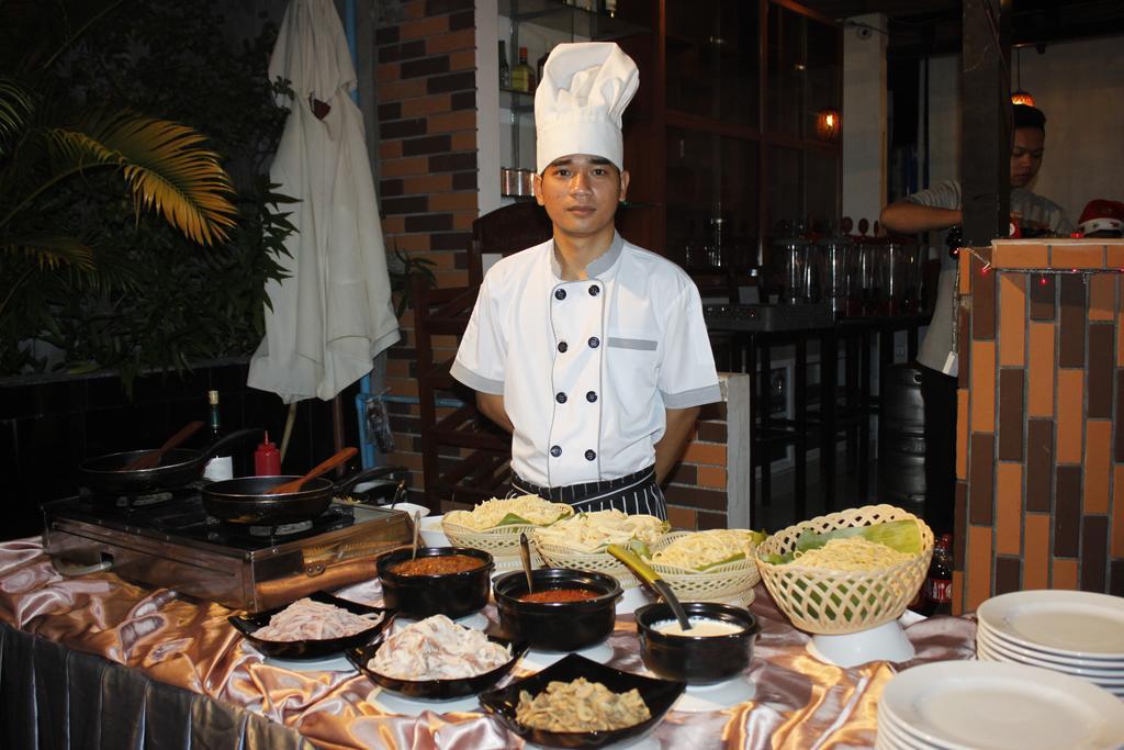 Moon Julie Hotel Sihanoukville Luaran gambar