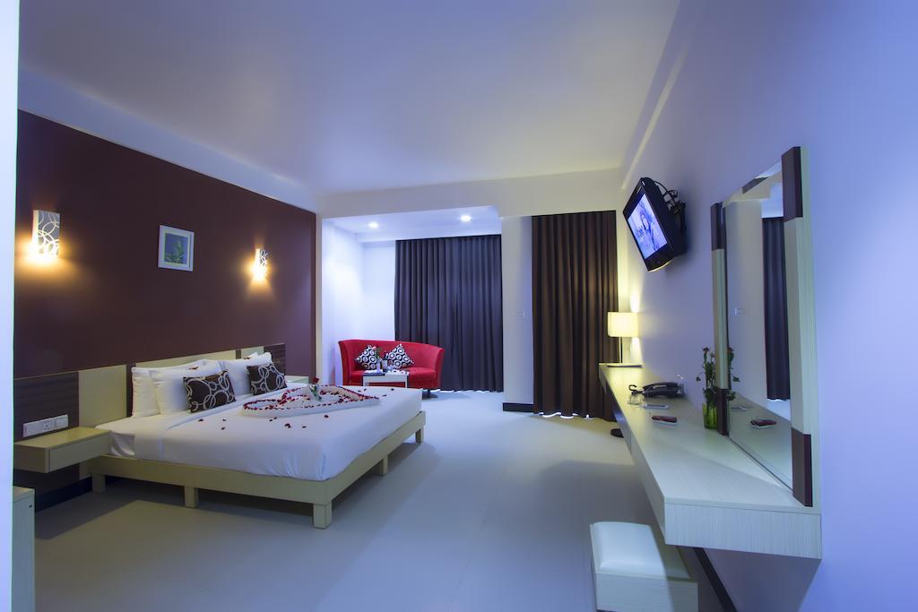 Moon Julie Hotel Sihanoukville Luaran gambar