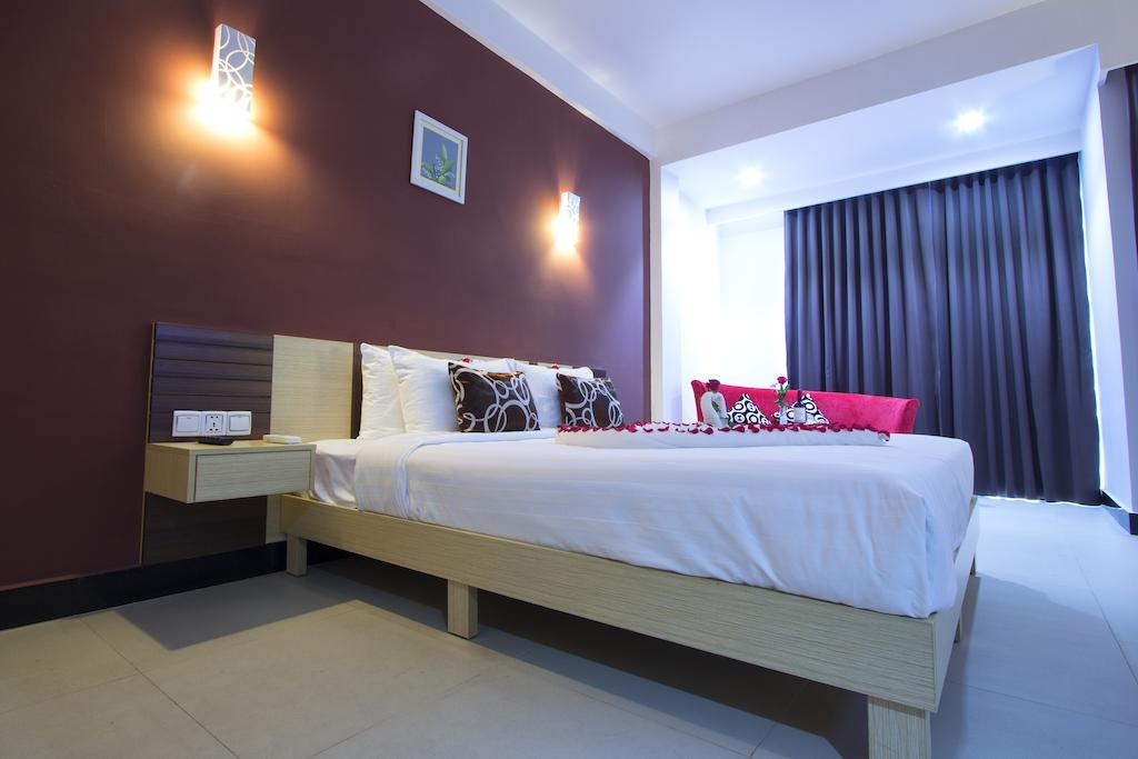 Moon Julie Hotel Sihanoukville Luaran gambar