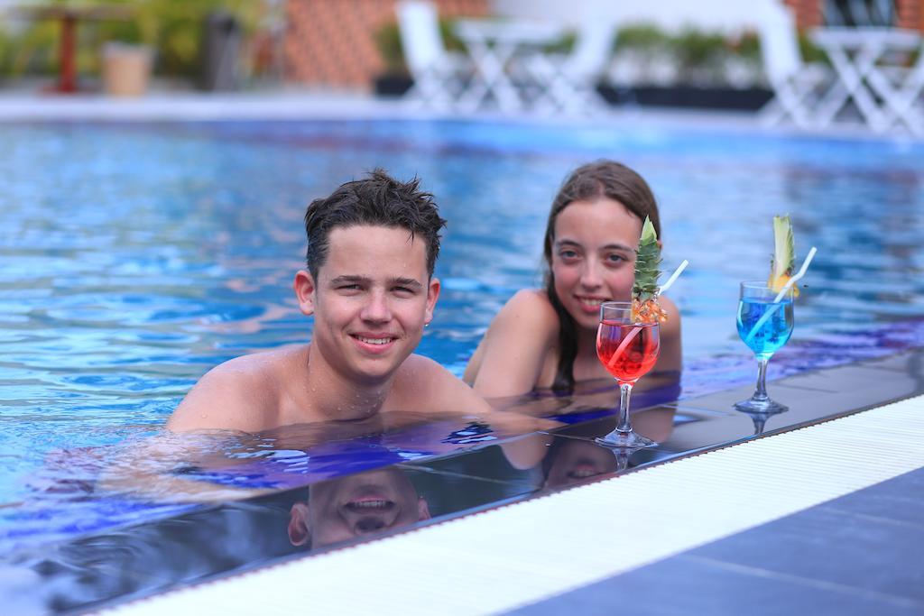 Moon Julie Hotel Sihanoukville Luaran gambar