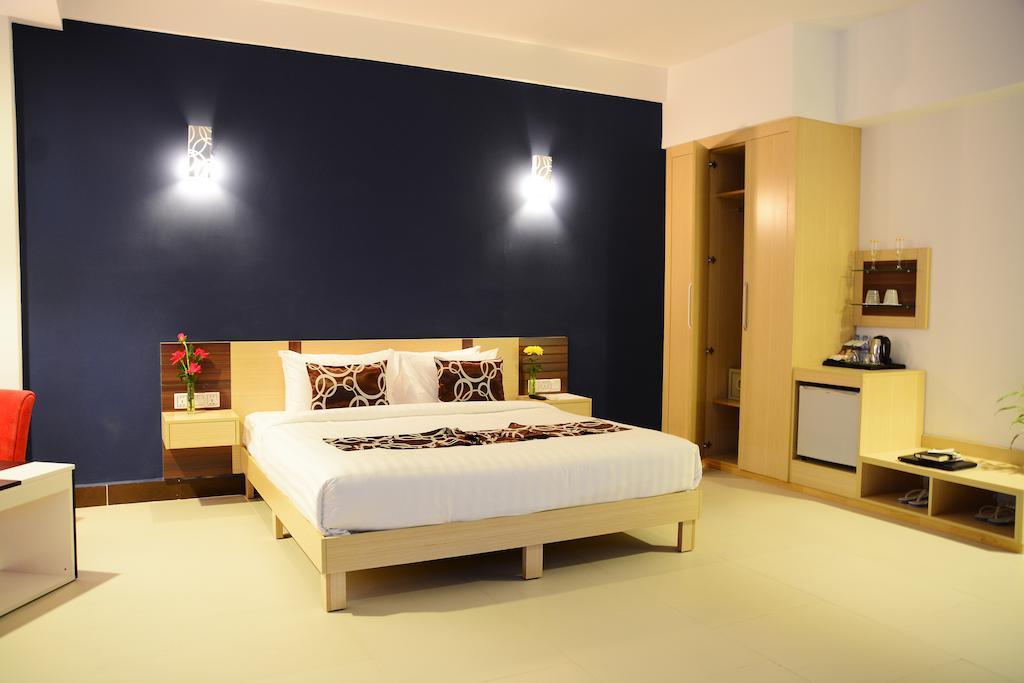 Moon Julie Hotel Sihanoukville Luaran gambar